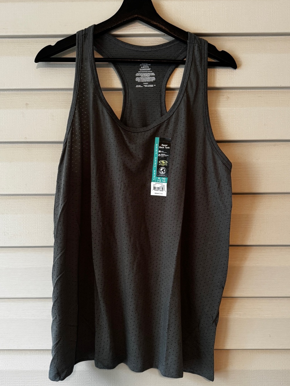 Athletic Works NWT Women’s XL Olive Green Racerback Perforated Tank